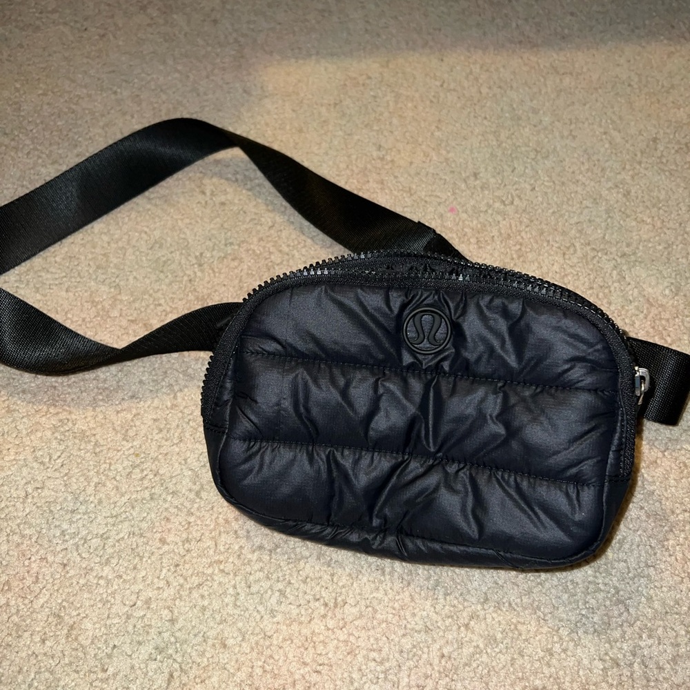 lululemon athletica Black Quilted Belt Bag